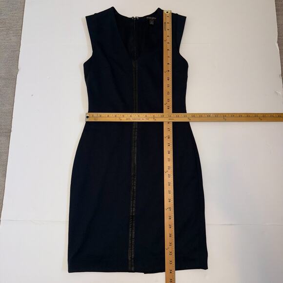 Banana Republic Sheath Dress Women’s 0 Navy V‑Neck Faux Leather Trim Workwear - Picture 10 of 13